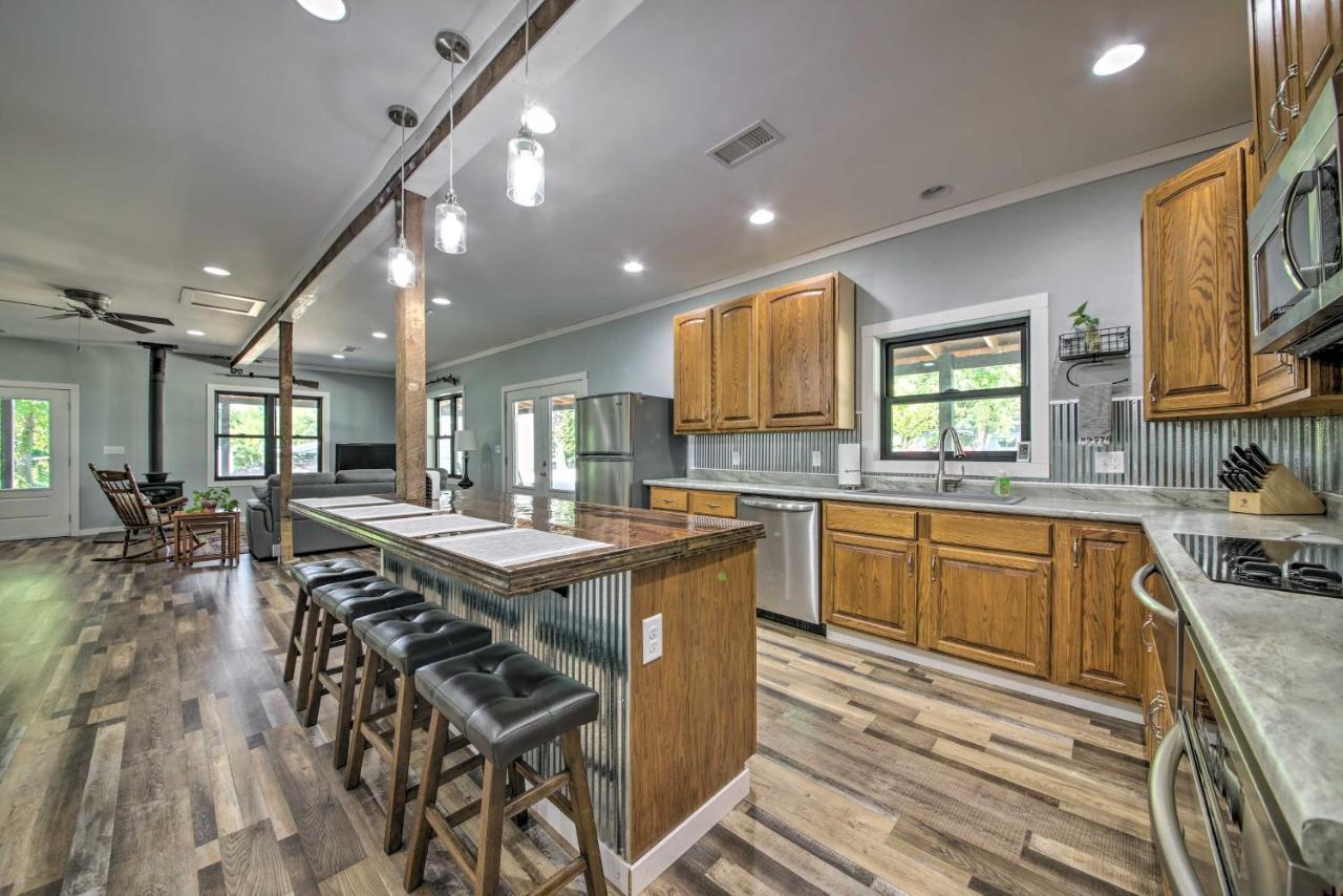Peaceful Guest Home With Patio On 152-Acre Farm Berger Exterior photo